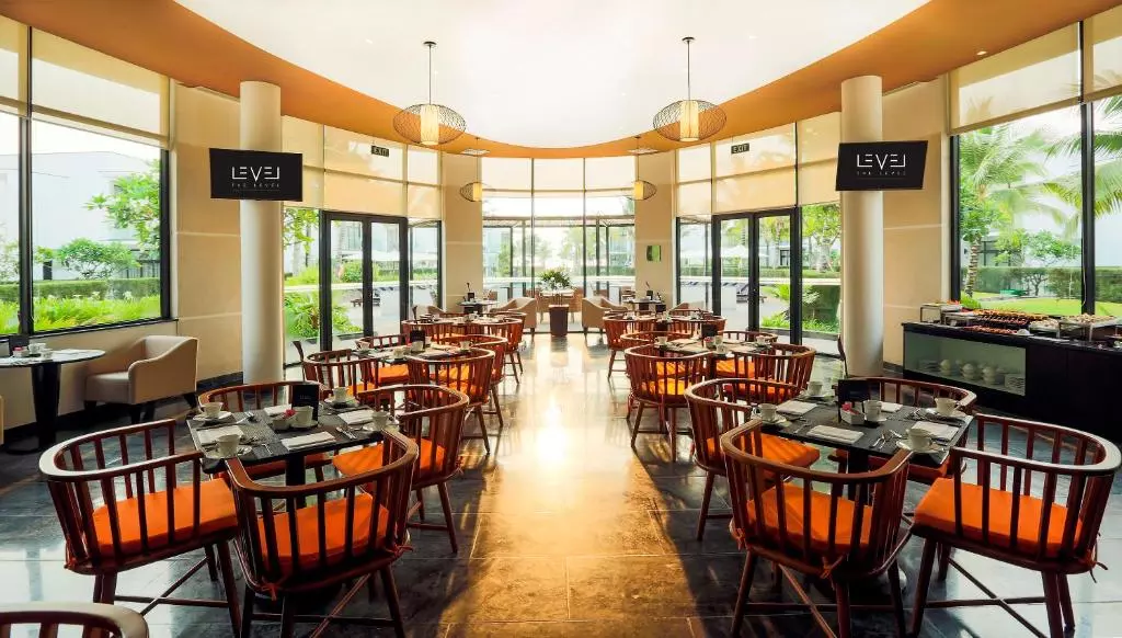 کافه هتل ملیا دانانگ بیچ